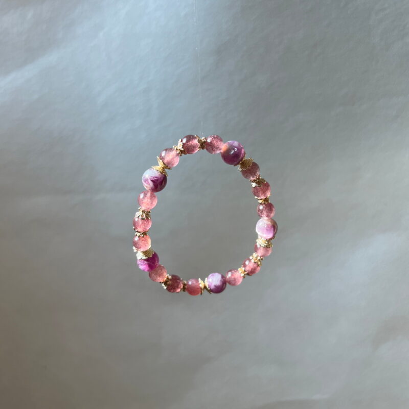 初見｜Secret Glance｜獨家設計系列｜草莓晶紫鋰雲母手鍊